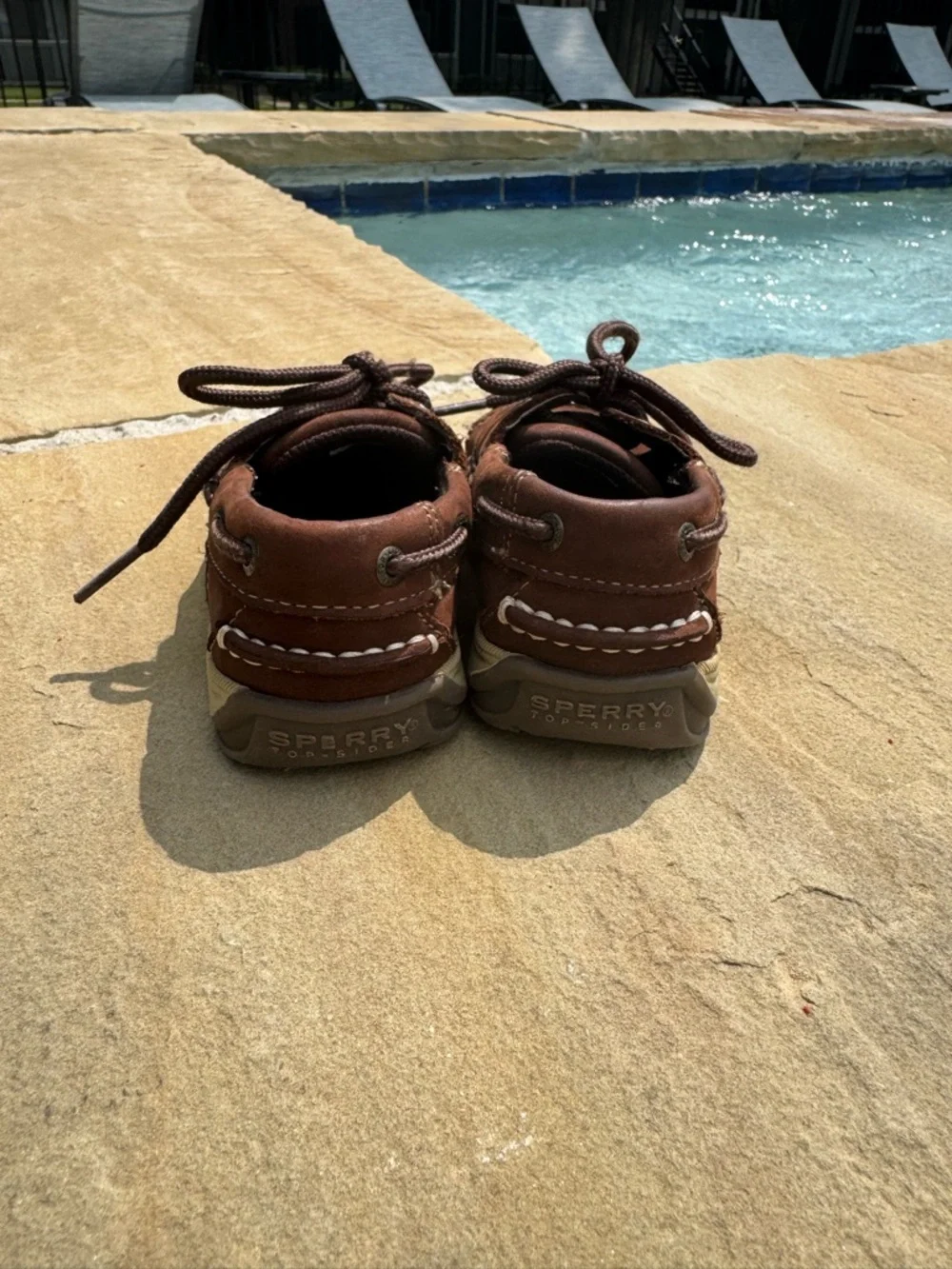 Boys Brown Leather Boat Shoes – Size 7.5W (Approx.)